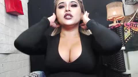 sexy kia online show from December 18, 11:21 pm