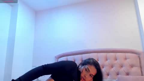 cailyn  online show from March 21, 8:57 pm