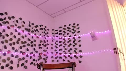 Erica online show from April 11, 3:59 pm