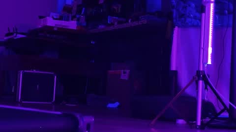 GlitterBox online show from February 8, 6:12 am