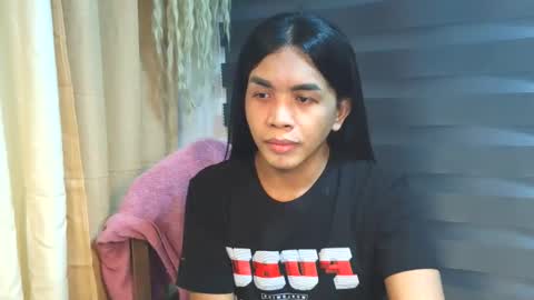 _karie_ online show from November 6, 6:24 am