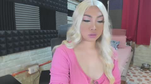 lexie online show from January 6, 4:26 am