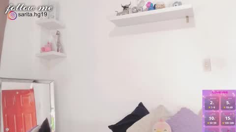 Sara  intagram online show from February 23, 3:15 pm