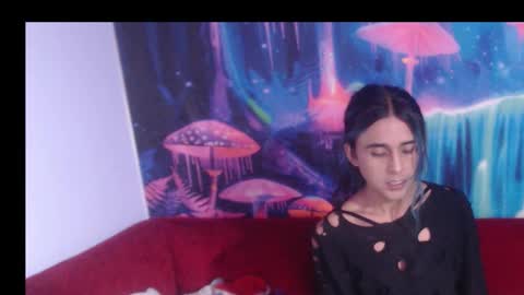 _zasha_18 online show from January 16, 5:16 am