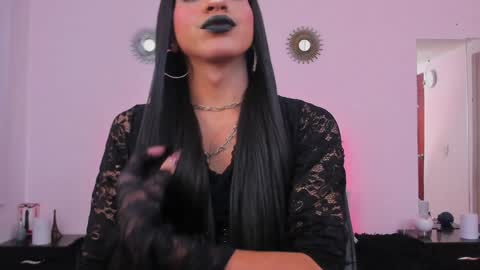 Abbigail Fuster  online show from February 4, 8:13 am