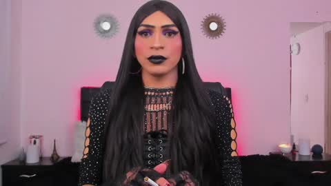 Abbigail Fuster  online show from February 7, 7:07 am