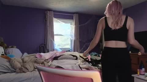 Addibabeee online show from December 3, 7:06 pm