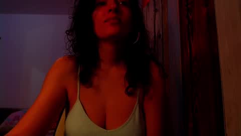 amy        online show from March 3, 7:17 am