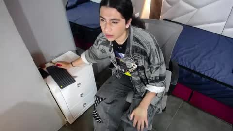 Alex  online show from April 30, 11:25 am
