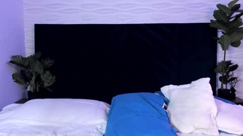 alexa_vandercloude online show from October 19, 9:51 pm