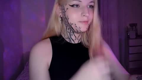 alexalarose online show from February 12, 8:26 pm