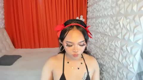 alexandrafoster online show from March 21, 2:44 pm