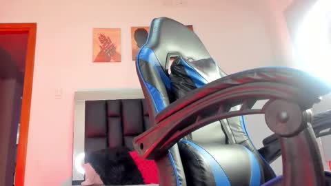 alexxus_smith online show from January 11, 5:30 pm