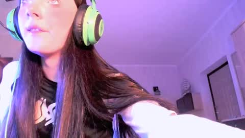 Alice Aris online show from March 7, 2:15 pm