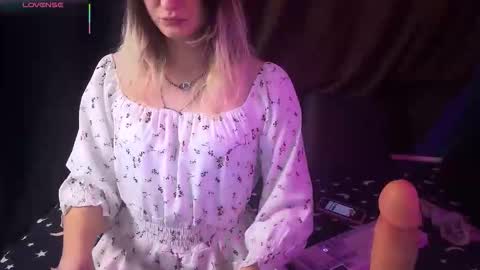 AlicePinkhead online show from September 18, 12:32 pm