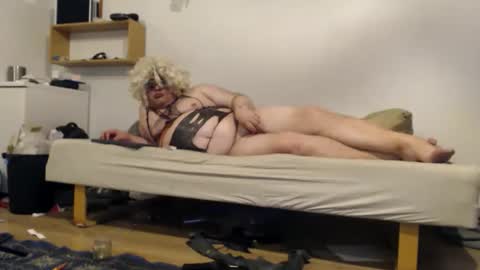 Amalia Beaumont online show from October 22, 7:49 pm