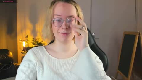 Hi im Amanda online show from October 30, 9:52 am