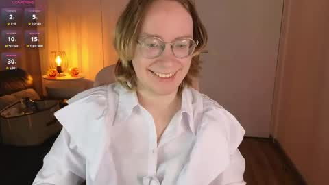 Hi im Amanda online show from May 23, 12:45 pm