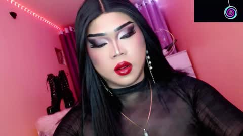 Queen Mireska online show from October 26, 3:41 pm