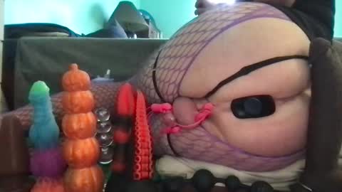 Mandy online show from December 13, 7:53 pm