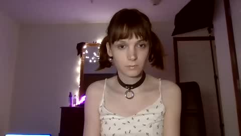 andrea online show from December 14, 3:40 am