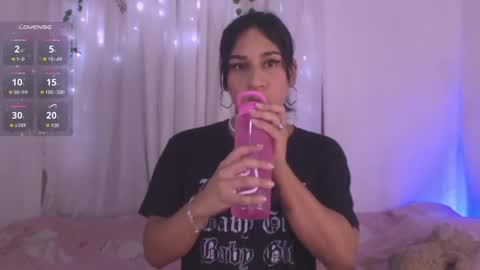 Andrea Fox online show from December 14, 2:10 pm