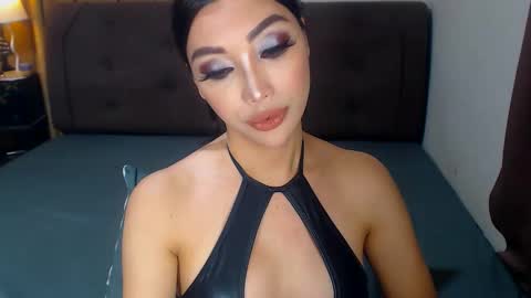 Snapshot of angelicqueents chatting on September 11, 2:03 pm MS. AMALIA online show from September 11, 2:03 pm