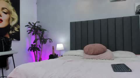Angie Abby online show from May 28, 3:37 am