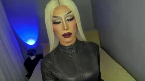 Miss Ann online show from October 2, 1:06 am