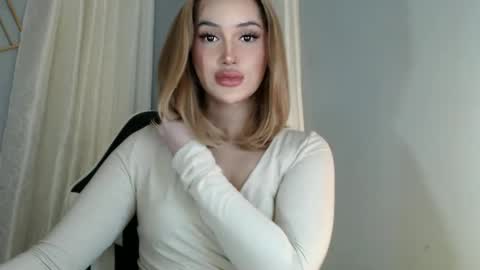 sue online show from March 4, 5:45 pm