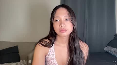 Annette 03 online show from December 4, 12:20 pm