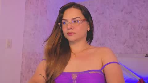 Isabella online show from May 21, 10:06 pm