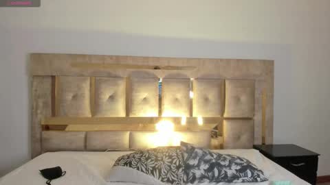 Ari  online show from November 12, 12:56 am