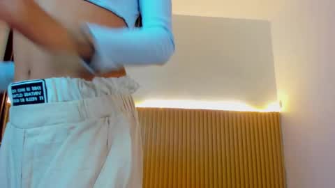 Aria Millers  online show from January 15, 11:20 am