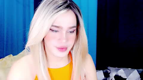 ARIANNE CUMS  online show from February 26, 8:08 am