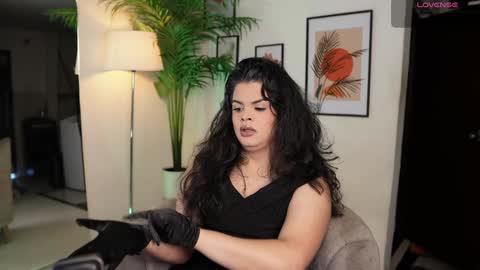 Chloe  online show from January 11, 7:16 pm