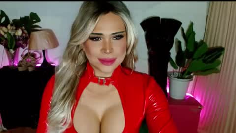 nicole online show from November 28, 7:10 am