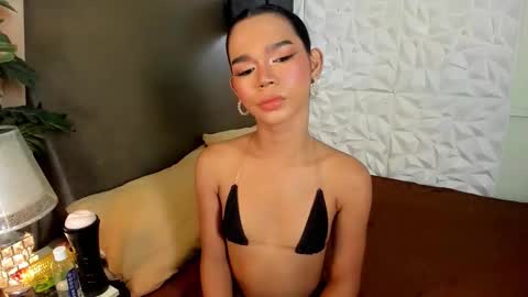 asianpetiteprincess online show from October 28, 2:20 am