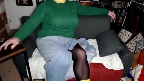 Aspen Vale online show from March 17, 8:44 pm