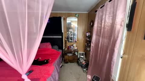 Destiny Nicole online show from April 27, 2:54 am