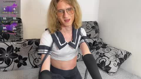 Alex online show from April 11, 2:09 pm