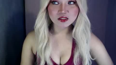 april online show from March 16, 5:49 pm