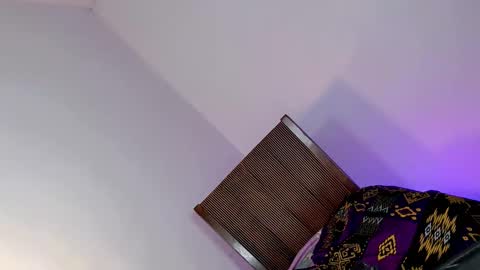 Bella rowt online show from March 2, 5:08 am