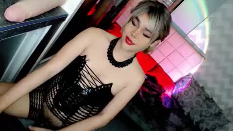 MISTRESS DOMME online show from April 5, 8:56 am