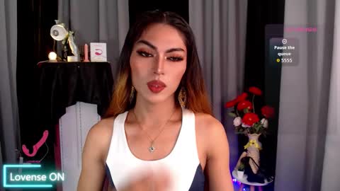 jasmine online show from October 9, 8:43 pm