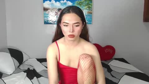 Kate online show from November 13, 2:58 pm