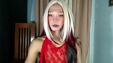 blackbarbie_jamie online show from May 20, 11:38 am