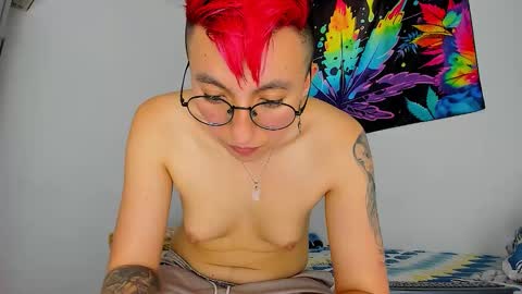 Edward ftm trans queerslave online show from January 5, 5:27 pm
