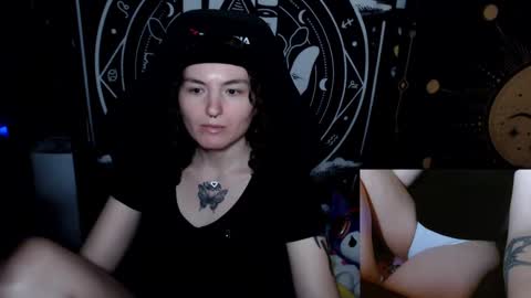 BrandiWRLD999 online show from October 1, 9:37 pm