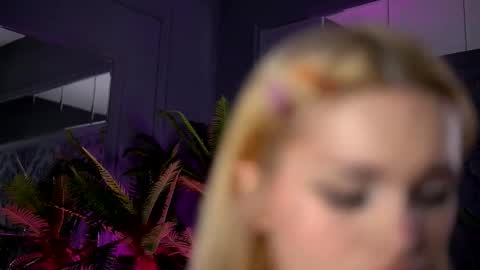 Scarlet online show from March 27, 8:26 am